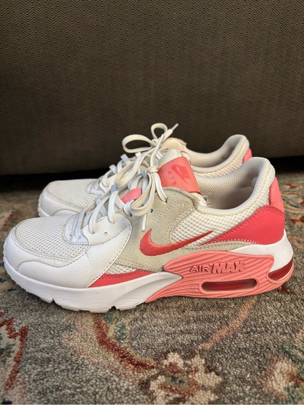 Nike Women’s Air Max Sneakers in White and Pink - Picture 2 of 5